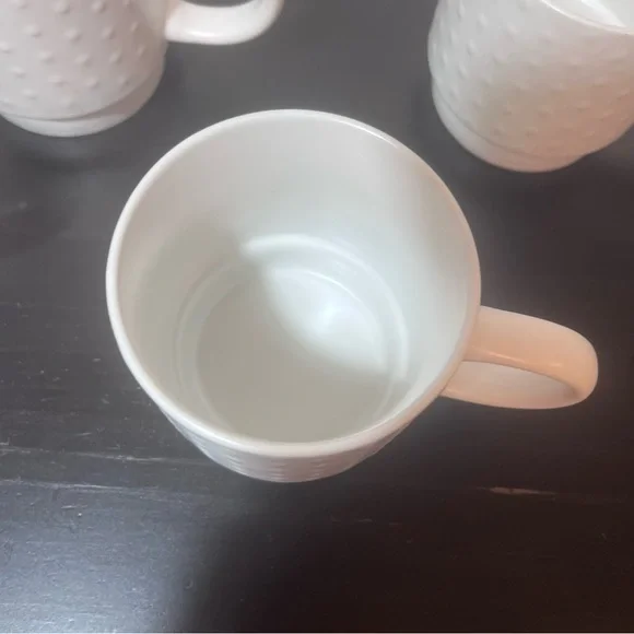 Market Finds White Hobnail Stacking Mugs Set of 4 with Black Metal Storage Stand - Picture 5 of 10